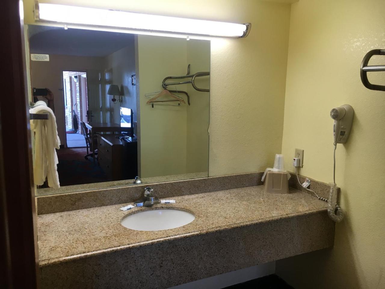 Executive Inn Odessa Kültér fotó